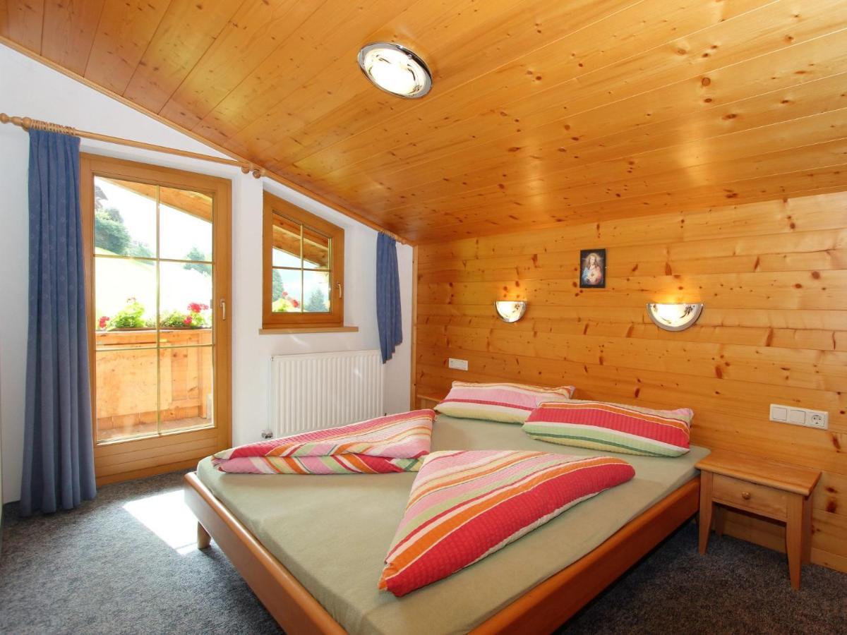 Alpin By Interhome Apartment Hainzenberg